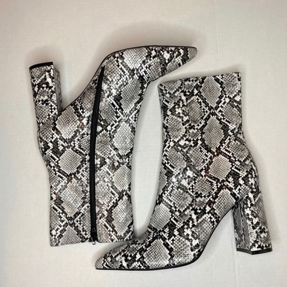 Jeffrey Campbell Shoes - Jeffrey Campbell Snake Pointed Toe Siren Boots